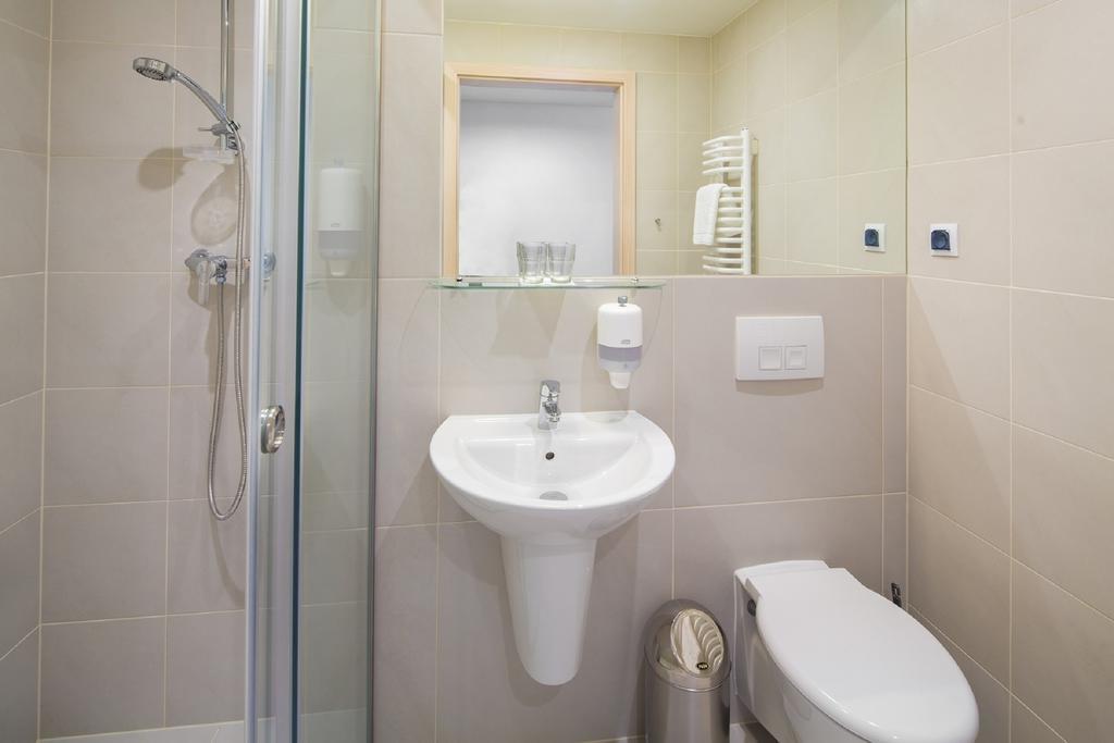 Automobil Hotel Krakkó Kültér fotó