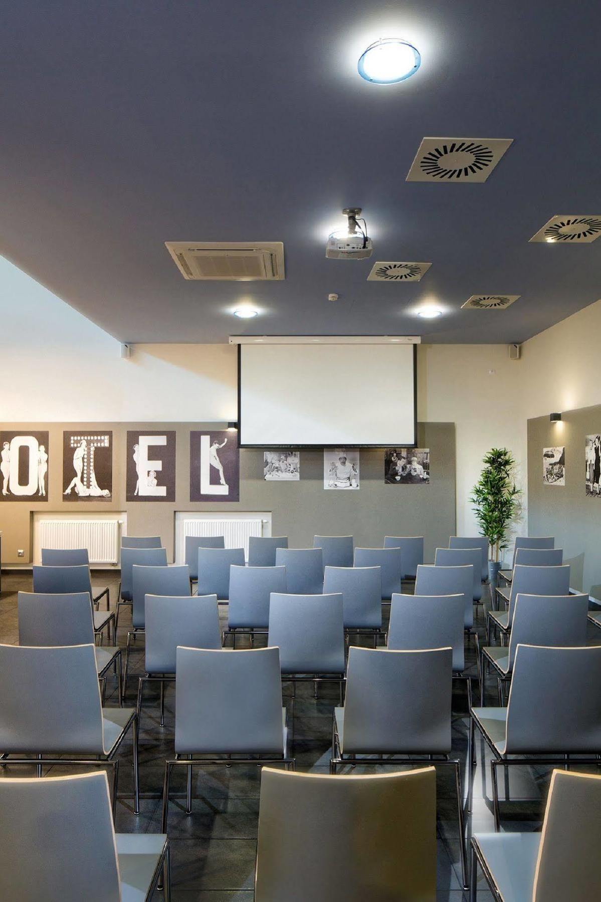 Automobil Hotel Krakkó Kültér fotó
