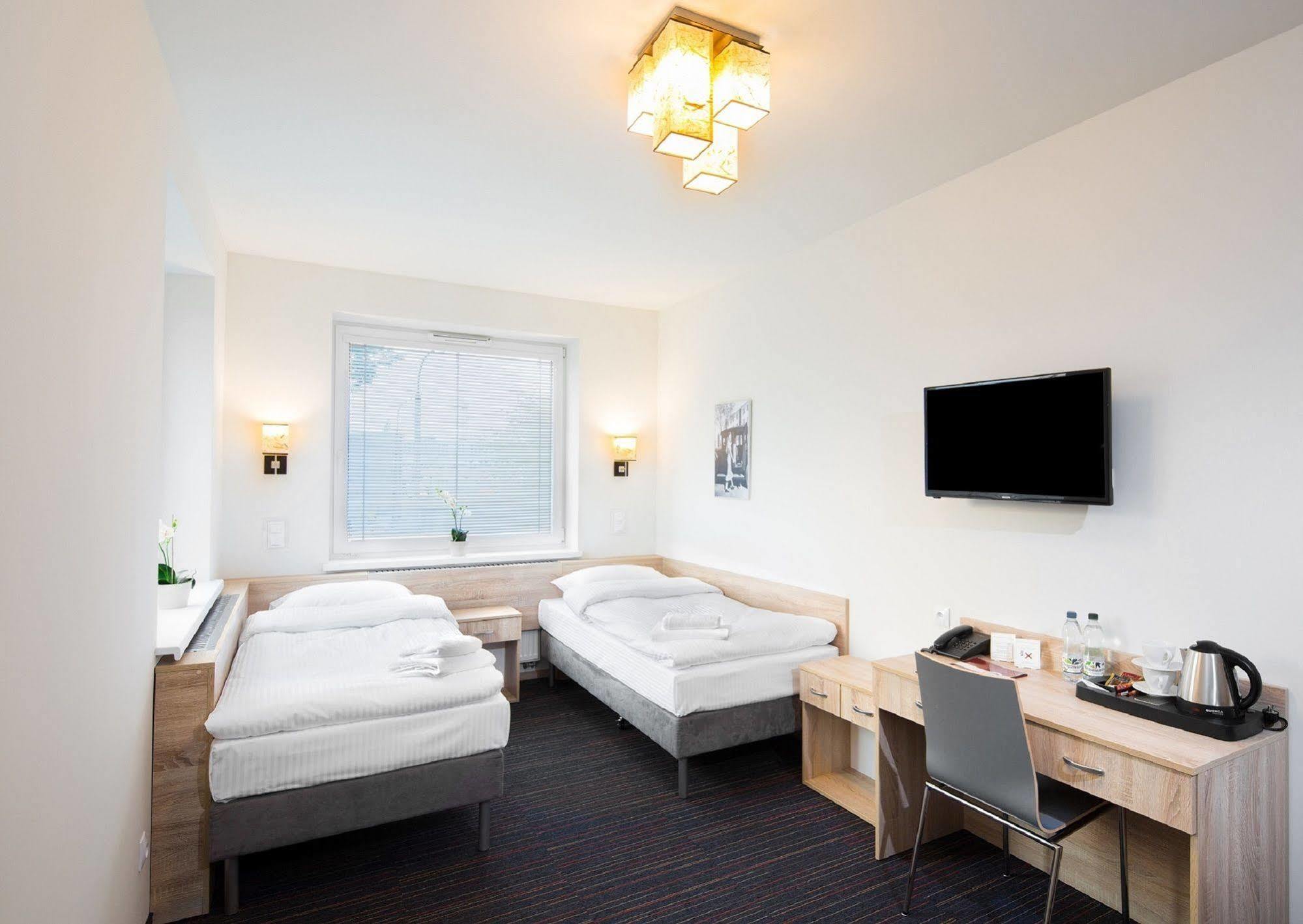 Automobil Hotel Krakkó Kültér fotó